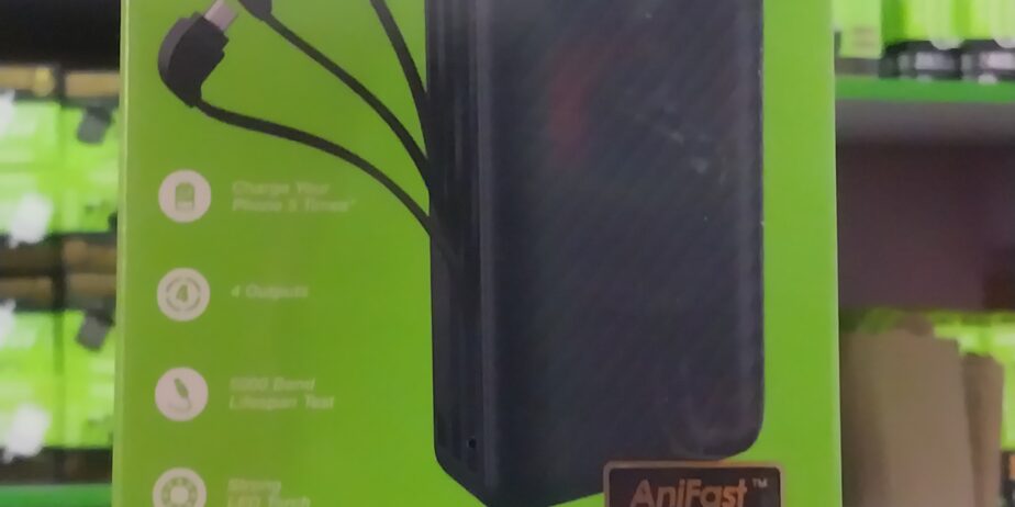 Oraimo 27,000mAh power bank p5271
