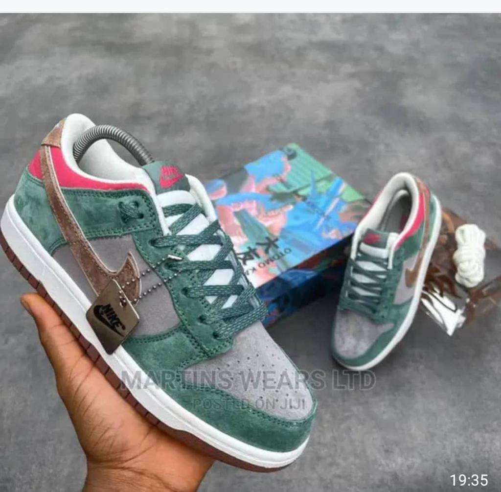 Nike SB Dunk.