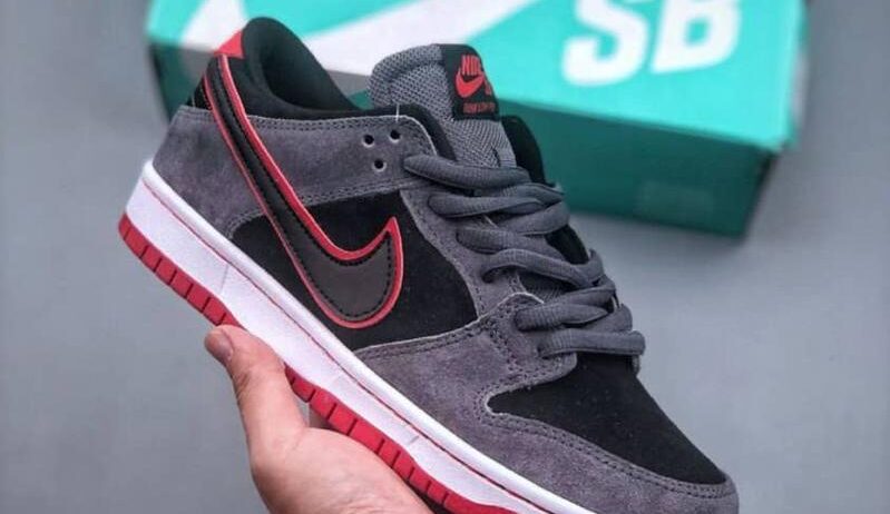 Nike SB Dunk.
