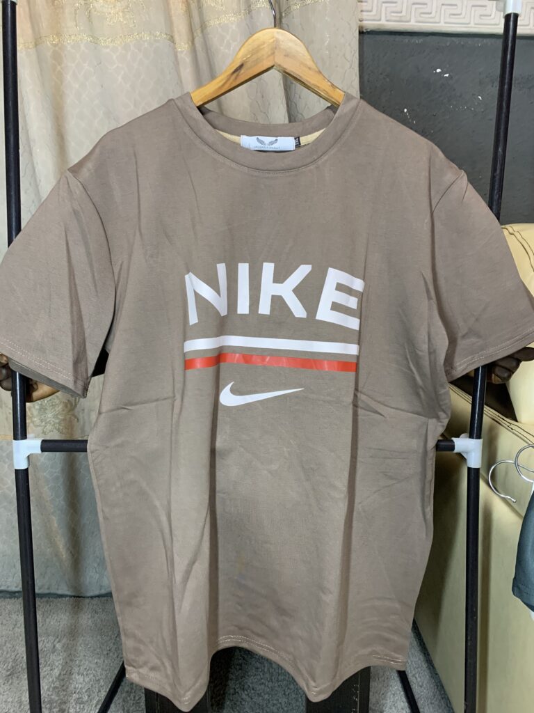 Roundneck