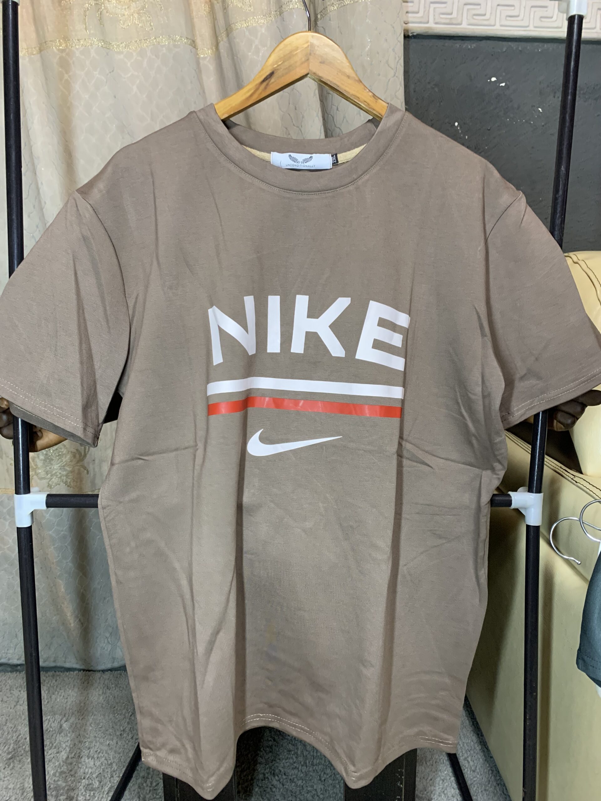 Roundneck