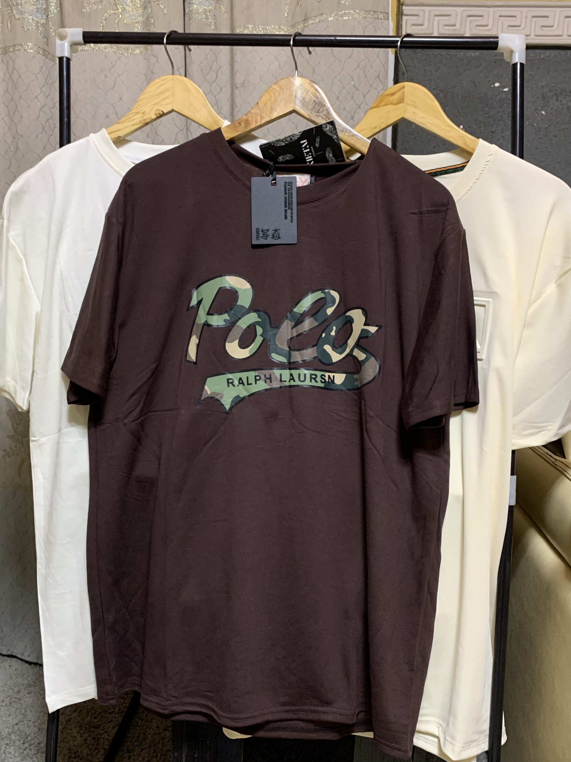 Roundneck