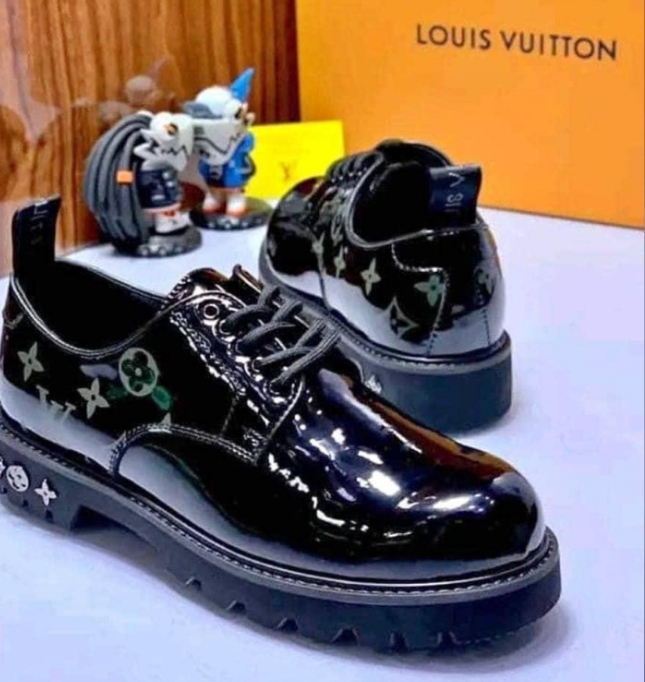 Men’s Shoe