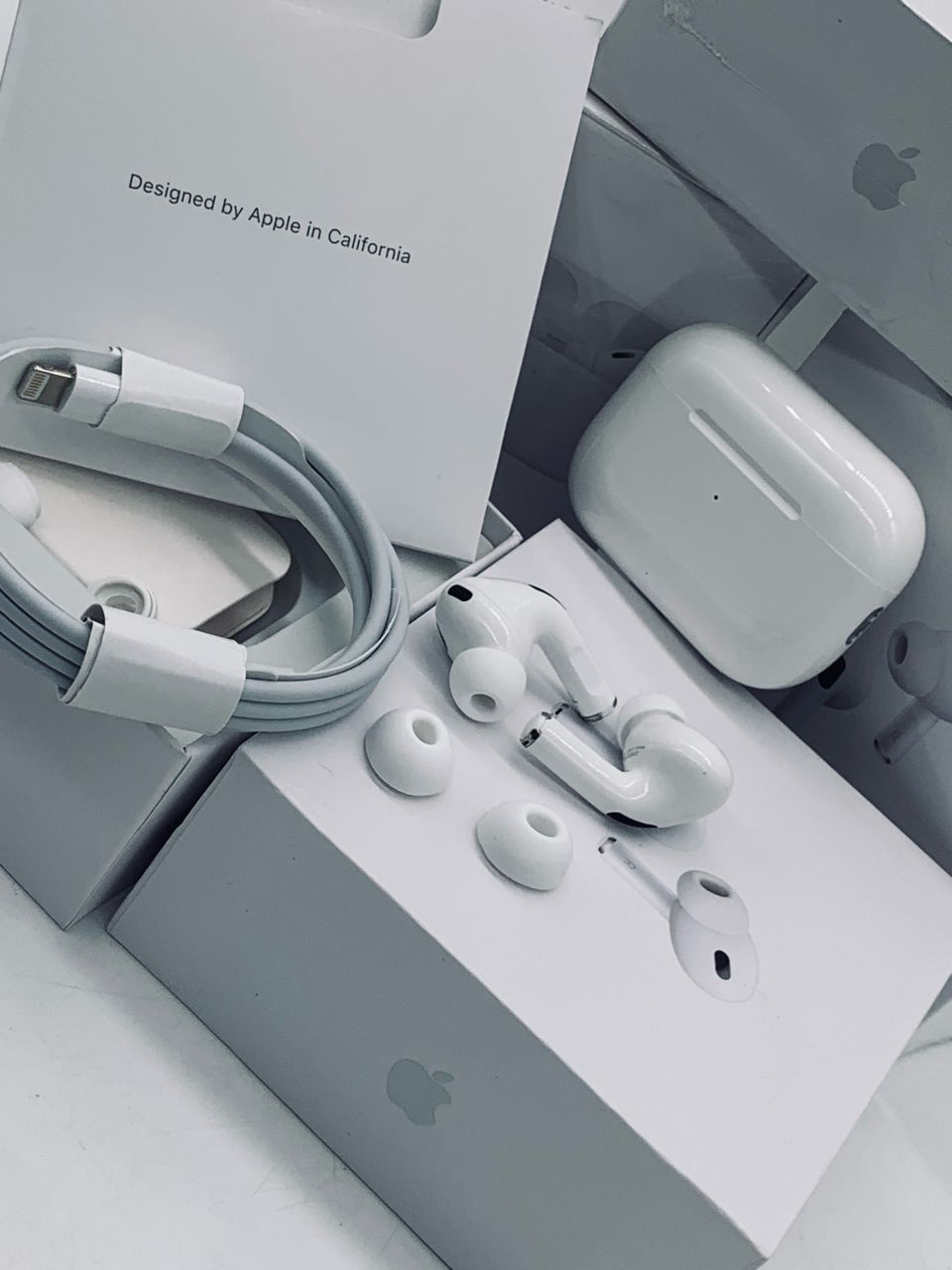 AirPods