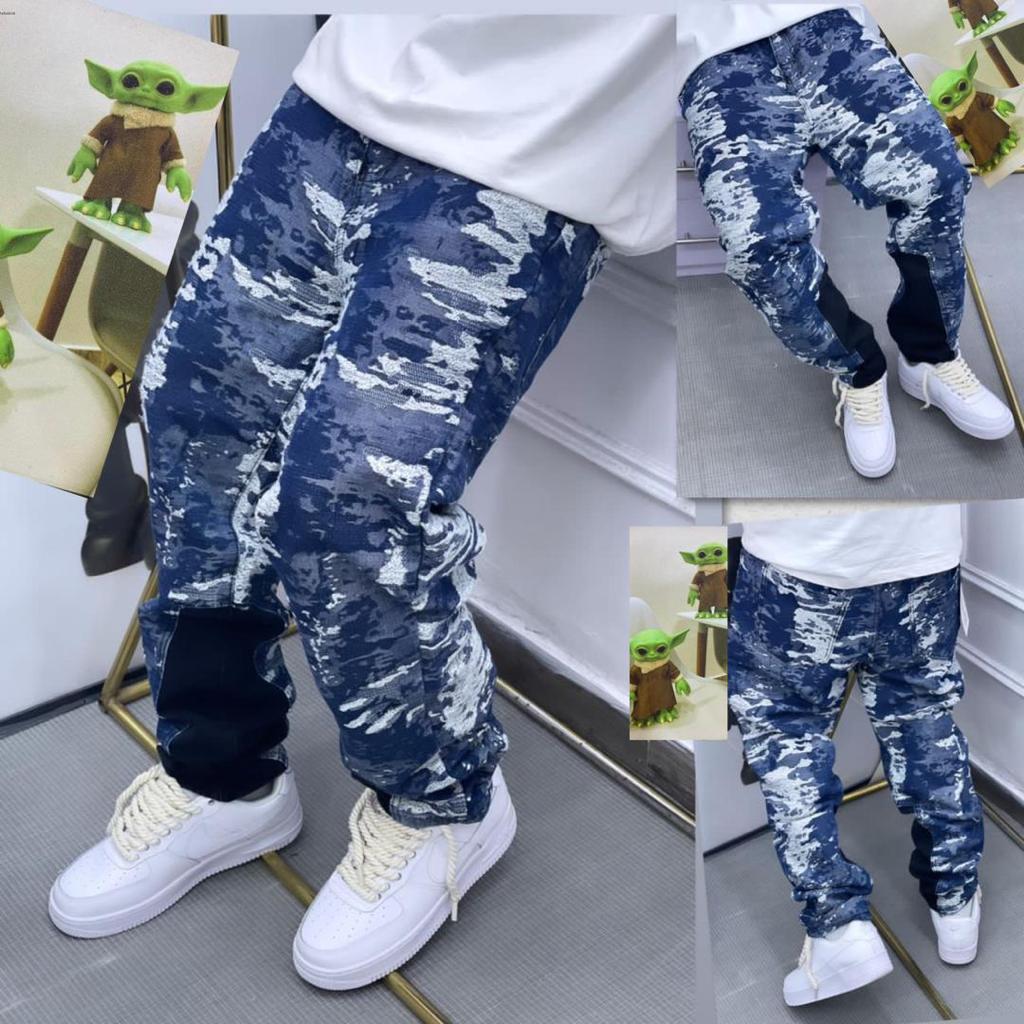 Baggy jeans