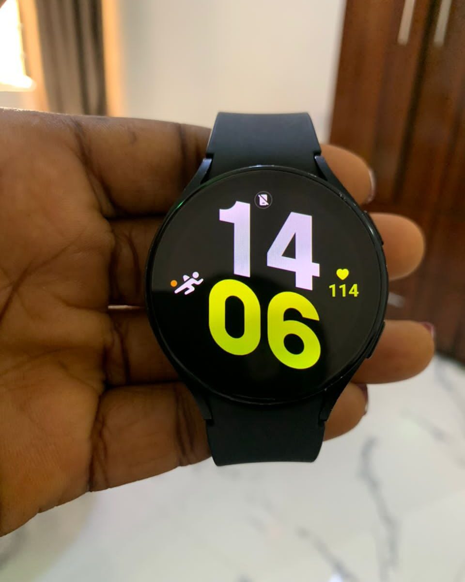 Samsung Galaxy 5 Smart Watch