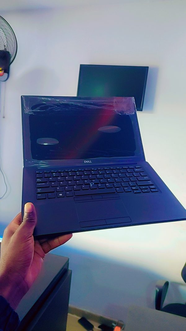 Dell latitude 7390