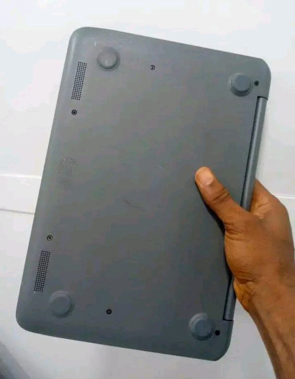 HP STREAM 11