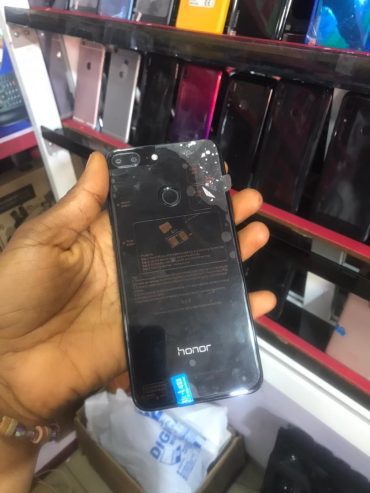Huawei Y6 Pro Smartphone