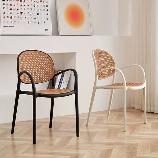 Restaurant chair