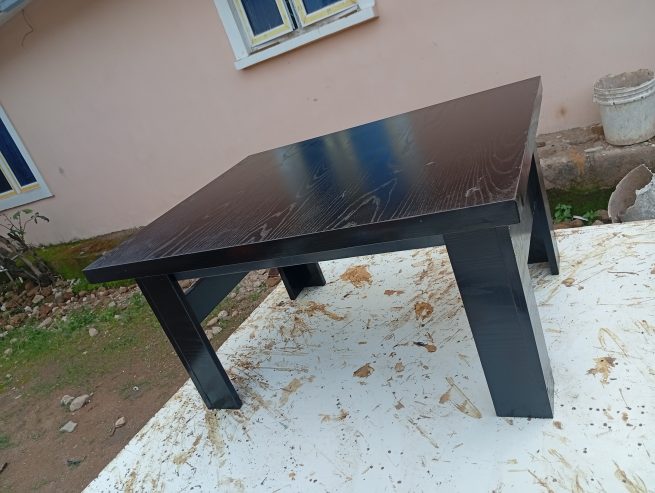 BRAND NEW CENTRE TABLE