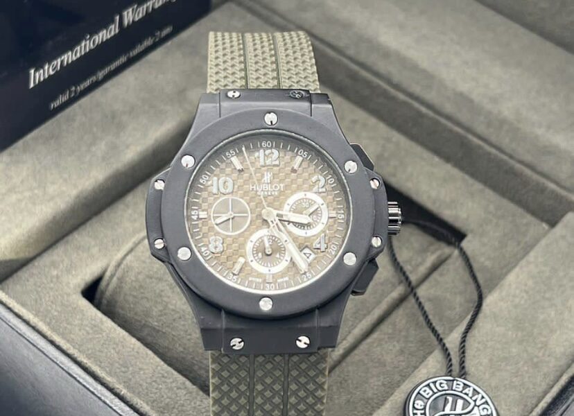 Male wristwatch